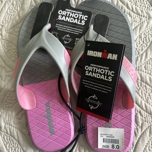 Ironman Kai Blossom Orthotic Sandals Women’s Size 8 Pink/Gray NWT - Picture 1 of 2