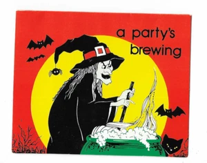 Tarjeta de elaboración de cerveza de fiesta de Halloween invitada de colección 1985 bruja gato murciélago olla sin usar - Imagen 1 de 4