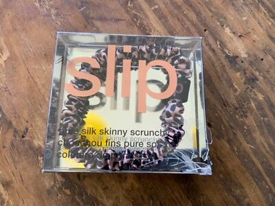 Corbata Scrunchie Scrunchie de Seda Deslizable Leopardo Negra Punteada Nueva Caja Dañada Foto 1 de 2