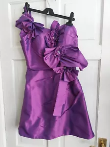 Mini abito Koo-Ture UK 10 fiori viola impreziositi perline paillettes una spalla - Foto 1 di 9