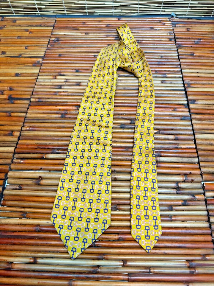 Corbata GUCCI Diseñador Amarillo Horse Bit 100% Seda ITALIA 58" Foto 1 de 4