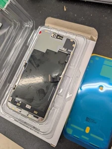 Genuine Apple OEM iPhone 15 Pro Max Screen Replacement - Photo 1 sur 2