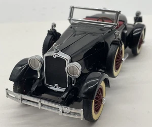 Danbury Mint 1:24 Diecast 1927 Stutz Black Hawk Boat-Tail Speedster Model Car - Picture 1 of 15