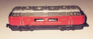 Diesellok V200, rot und silber, gebraucht mit sichtbaren Gebrauchsspuren - Bild 1 von 4