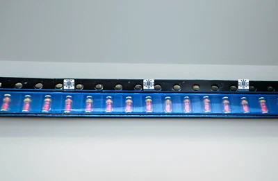 Diodo Zener 50 piezas ZMM5232B PiC SMD 5,6 V 500 mW 5 % SOD80 MELF ZMM 5,6 V Foto 1 de 2