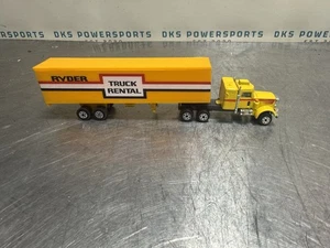 1:64 Ryder Truck Rental & Leasing Semi Tractor & Trailer Toy Truck Kensworth - Picture 1 of 3