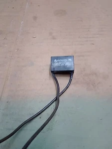 ELECTROCUBE RG1986-8-8 - Picture 1 of 4