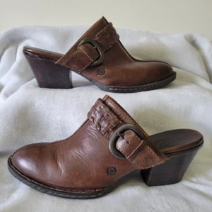 Scarpe zoccoli casual da donna Born in pelle marrone con slide on W62009 taglia US 11 - Foto 1 di 12