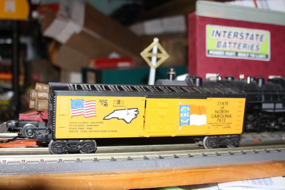 Lionel O gauge box car # 7612 USED State of North Carolina N0 box 1976 made - Image 1 of 1