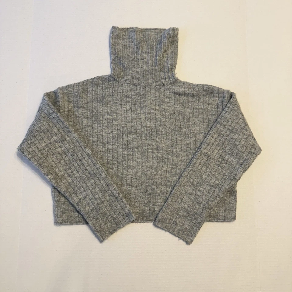 Suéter corto cuello alto niñas H&M gris Foto 1 de 4