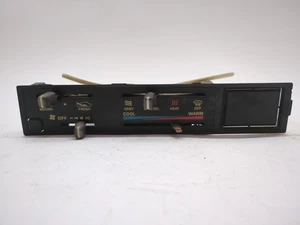 1984-1988 Toyota Pickup Temperature Climate Control Unit No AC OEM 22r - Picture 1 of 12