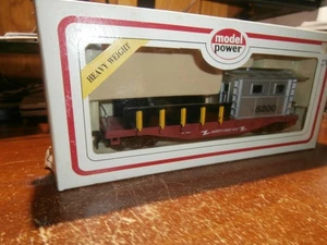 MODEL POWER HO # 8200 40' WORK CABOOSE W/ TOOL BOX-SAFETY - Picture 1 of 3