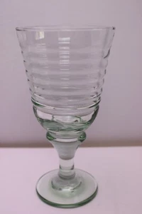 Libbey Sirrus Grüner Wasserkelch 7 3/8 " - Bild 1 von 3
