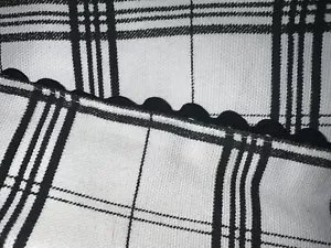 NUEVO, NUEVO CON ETIQUETAS, MANTELES INDIVIDUALES NICOLE MILLER ~ GRANJA MODERNA ~ BORDES DE VIEIRA BLANCO Y NEGRO - Imagen 1 de 3