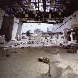 1:6 Star Wars ESB Hoth Echo Base Hangar Bay Ikea Detolf 15x15 Diorama Kulisse - Bild 1 von 9