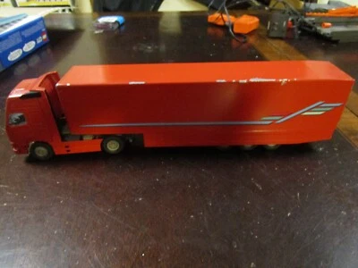 Conrad Volvo Globetrotter XL red semi trailer - Image 1 of 4