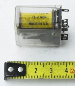 12V DC 2 Pole Change Over Miniature RS Relay - New Old Stock - Picture 1 of 4