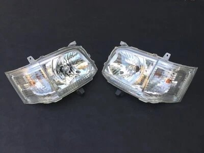 Headlight RH LH Toyota Hiace KDH TRH 2010-2013 Genuine KOITO 26-127 - Image 1 of 4