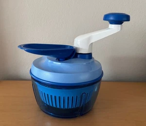TUPPERWARE – SET....Multizerkleinerer Quick Chef 2 und CombiPlus-1-2-3 Teigfalle - Bild 1 von 8