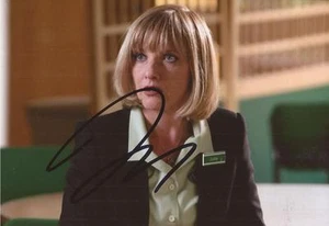 TROLLIED: JANE HORROCKS 'JULIE COOK' SIGNED 6x4 ACTION PHOTO+COA - Picture 1 of 1