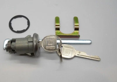 1972 thru 1977 Vega Chevy trunk lock gasket clip lock rod  2 GM keys - Image 1 of 3