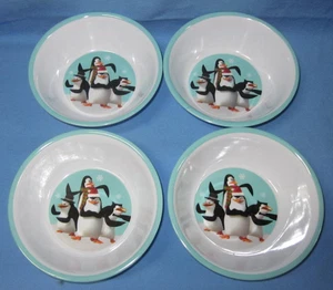 Lote de 4 cuencos Penguins of Madagascar, fechados 2015 - Imagen 1 de 5