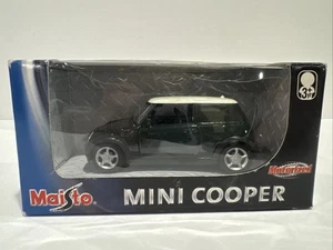 Die Cast Maisto Mini Cooper Motorized - Picture 1 of 3