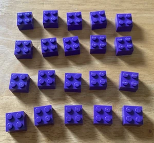 Lego 20 Dark Purple Bricks Building Blocks 2 x 2 Stud Parts-Washed - Picture 1 of 1