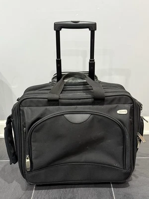 Dakota By Tumi Travel Carry On Rolling Suitcase Laptop Bag Luggage Black 20” - Image 1 of 4