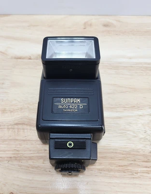 Sunpak Auto 422 D Thyristor Electronic Camera Flash Unit - Tested Working - Image 1 of 4