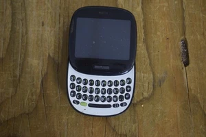 Sharp Kin One Windows Phone Verizon QWERTY Slider Cell Phone Black Tested Works - Picture 1 of 4