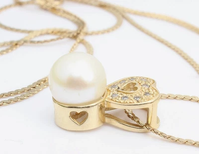 14k Gold Vintage Round 9mm White Pearl Diamond Heart Pendant Necklace 24" Chain - Image 1 of 4