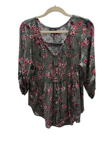Torrid Floral button front Rayon Blouse top Size 00/US M/L - Picture 1 of 5
