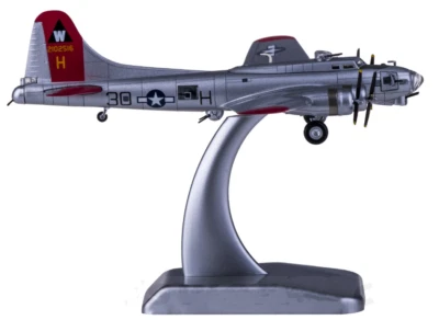 1:200 Hogan USAAC Boeing B-17G Aluminum Overcast Fighter Diecast Aircraft Model - Image 1 of 4