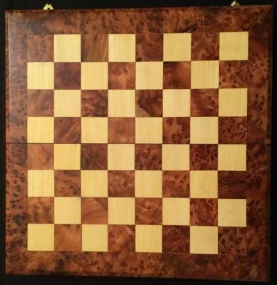 FOLDING THUYA WOOD, HANDICRAFT 3in1 CHESS,BACKGAMMON, DRAUGHTS ,KIDS,ADULTS - Image 1 of 3