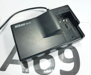 Nikon EH-21 AC Adapter/ Battery Charger for EN-EL1 Li-ion Batteries refm - Picture 1 of 2