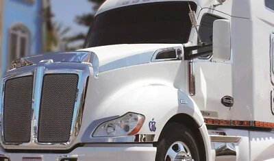 Par de capô lateral Kenworth T680 acabamento # 11763 - Imagem 1 de 3