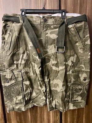 Pantalones Cortos de Campamento Affliction Para Hombre Premium Verde Camuflaje Flor con Cinturón 42 Foto 1 de 4