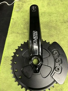 TRU VATICAN LUFTALARM RIGHT CRANK W /39 T SPROCKET ( 1/8) AND BASH GUARD 175mm - Picture 1 of 9