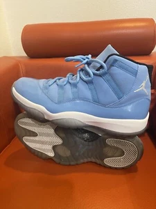 Size 10.5 - Jordan 11 Retro Pantone 2014 689479-405 Preowned - Picture 1 of 10