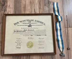 1961 Boy Scout of America Silver Beaver Award, Necklace & Framed Certificate - Picture 1 of 4