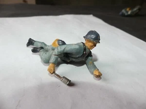 FIGURINE ELASTOLIN EN COMPOSITION SOLDAT ALLEMAND RAMPE AVEC GRANADE - Picture 1 of 3