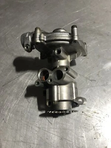 R1 4XV WATER PUMP - Picture 1 of 1