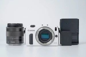 [Exc+++++] Canon EOS M Digitalkamera Body + EF-M18-55mm F3.5-5.6 #3045A - Bild 1 von 15