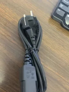 Complete cable UNIELEC UP-402 - 16a 250v - Picture 1 of 4