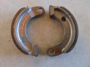 Honda Z50 XR50 CRF50 BRAKE SHOES OEM 06430-131-405 - Picture 1 of 9