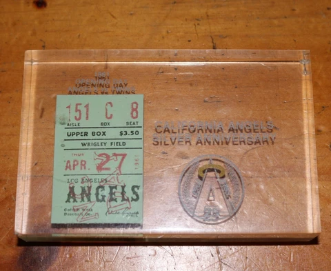 VINTAGE 1981 CALIFORNIA ANGELS 25th SILVER ANNIVERSARY WRIGLEY TICKET STUB 1961 Cover