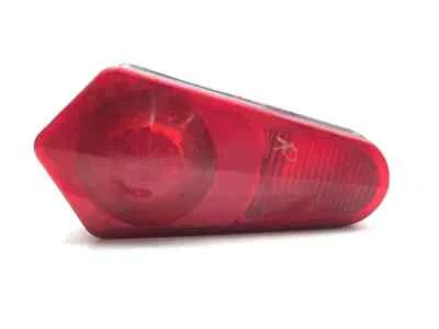 Luz trasera de freno pasajero derecho Polaris RZR 4 800 LE 2014 dirección asistida eléctrica 2647A Foto 1 de 4