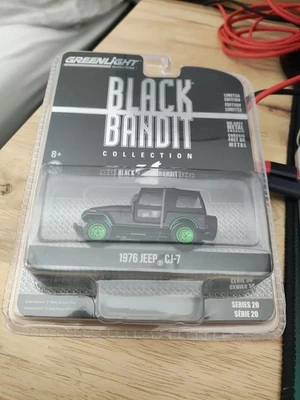 GREENLIGHT 1:64 BLACK BANDIT COLLECTION 20 1976 JEEP CJ7 27960-F CHASE CAR - Image 1 of 4