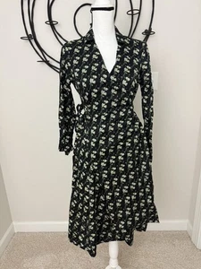 Brooks Brothers Floral Wrap Dress In Size 8p - Picture 1 of 9